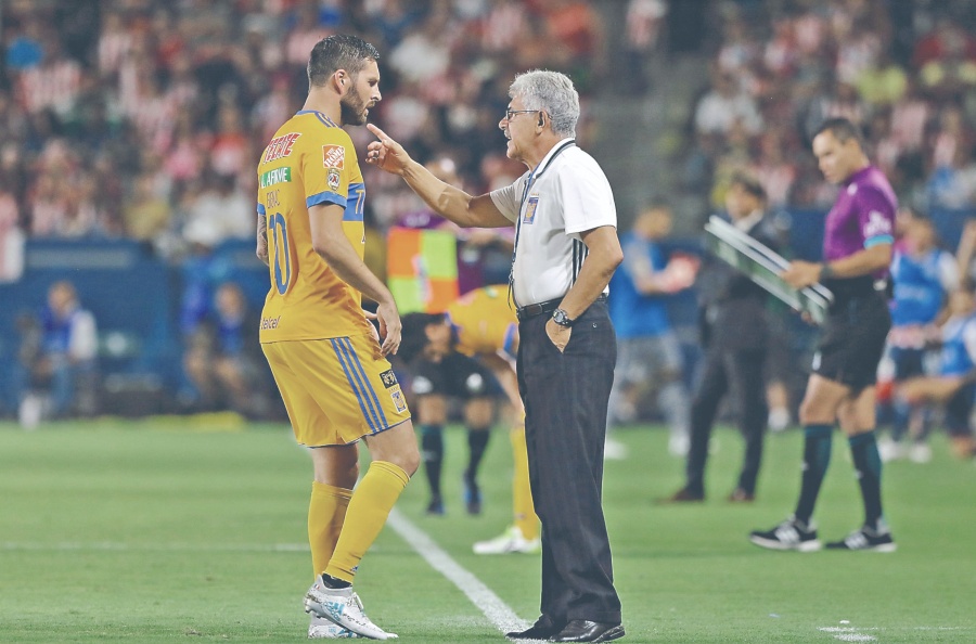 Ante Rayados, Tuca se expone a décima derrota en una final