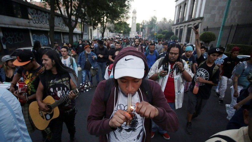 Marchan por legalización de la Mariguana