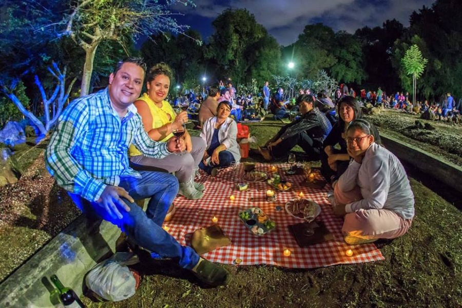 ¡Prepárate! Este sábado habrá noche de ‘picnic’ en Chapultepec y Aragón