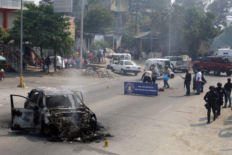 Balacera en Xaltianguis deja dos muertos y cuatro heridos