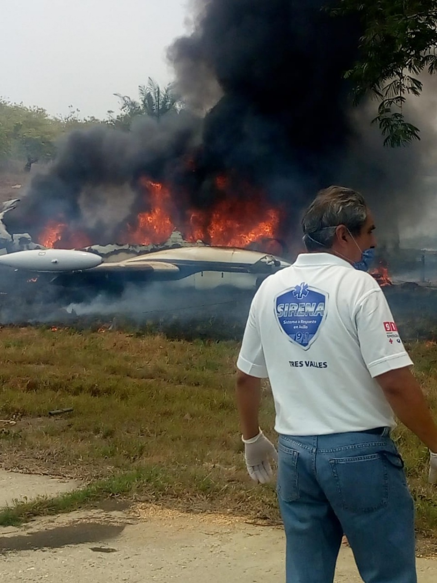 Se desploma avioneta en Veracruz