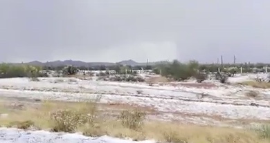 Sorprende granizada en el Desierto de Altar, Sonora