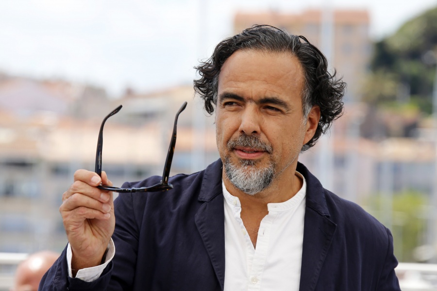 Aboga González Iñáritu por coexistencia de formatos de cine