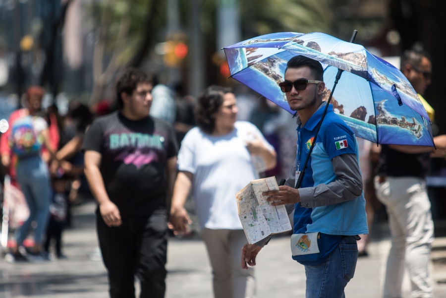 Persiste ambiente caluroso y sin lluvia en Valle de México