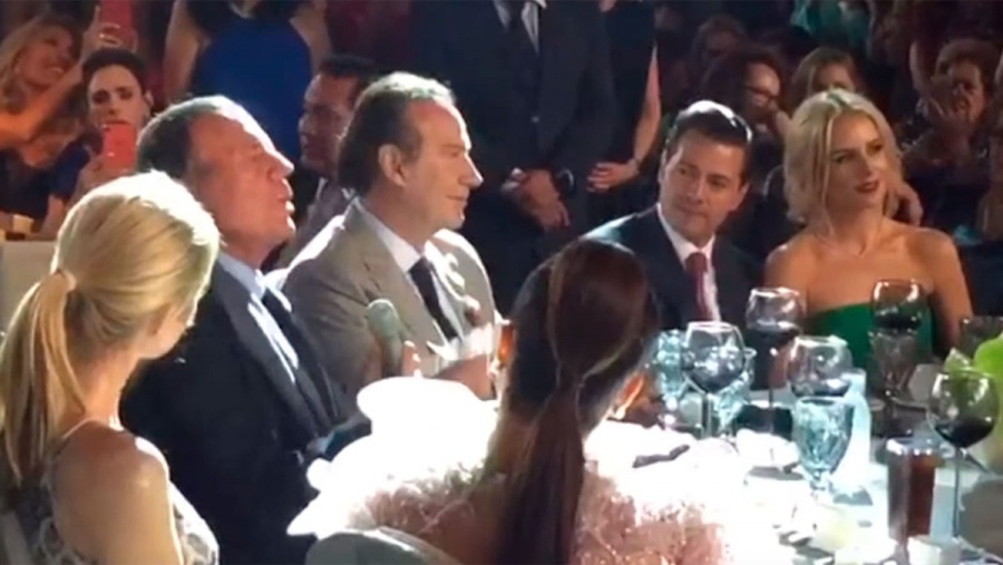 Peña Nieto y su pareja en compañía de Julio Iglesias y otros famosos