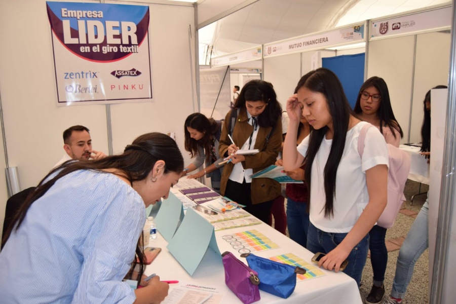 Inauguran Ferias del Empleo y Servicio Social en el IPN