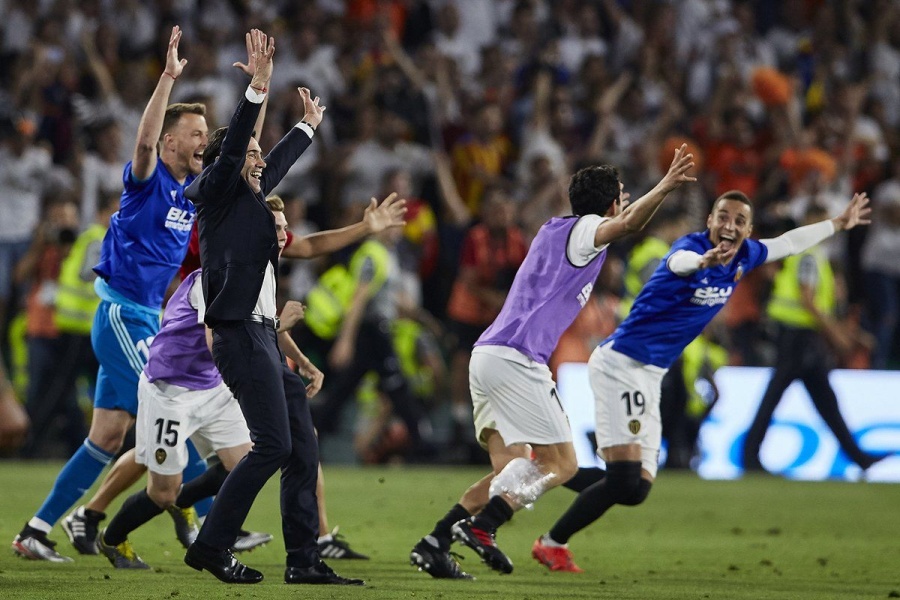 Valencia es campeón de la Copa del Rey al vencer al Barcelona