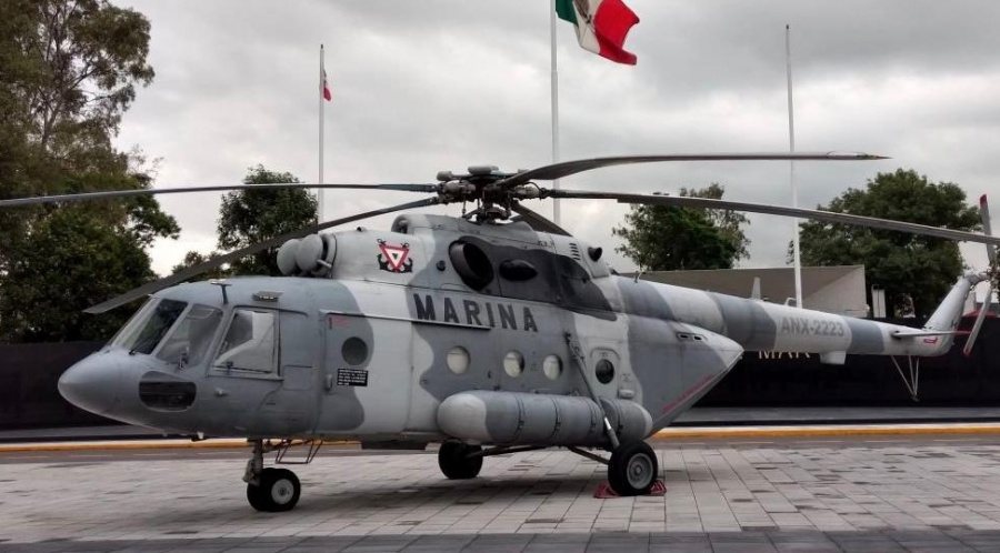 Encuentran restos de tripulantes de helicóptero de la Marina