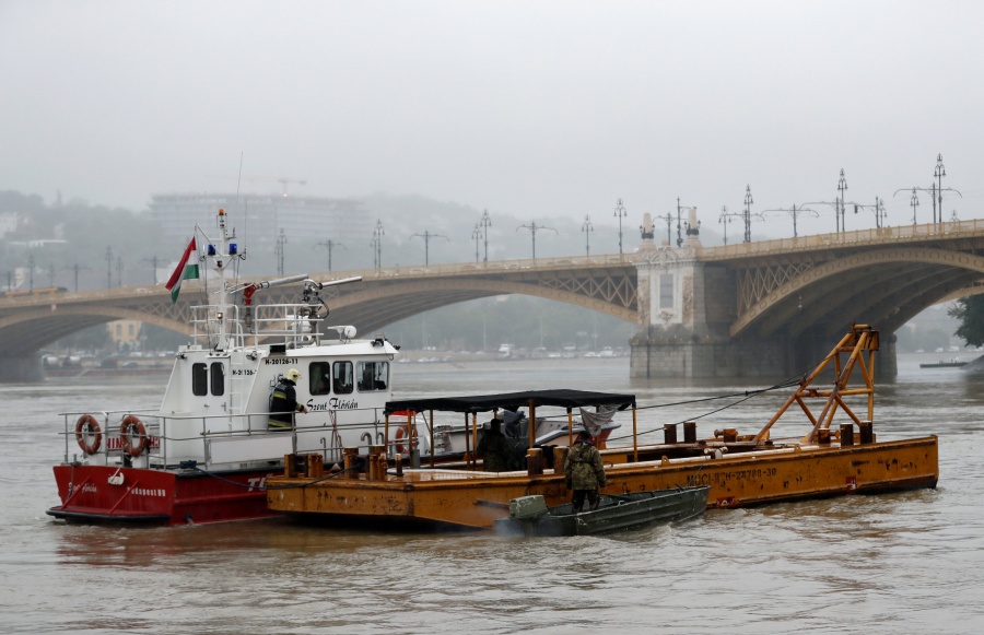 Naufragio en el Danubio deja al menos siete muertos y 19 desaparecidos