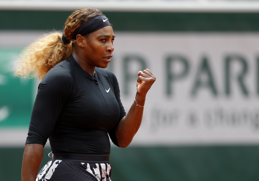 Naomi Osaka y Serena Williams, avanzan en Roland Garros