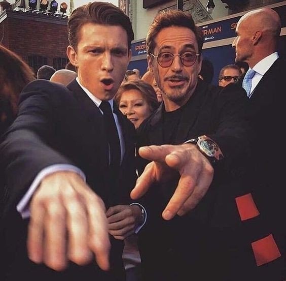 Robert Downey Jr. conmocionó a sus fans por mensaje a Tom Holland