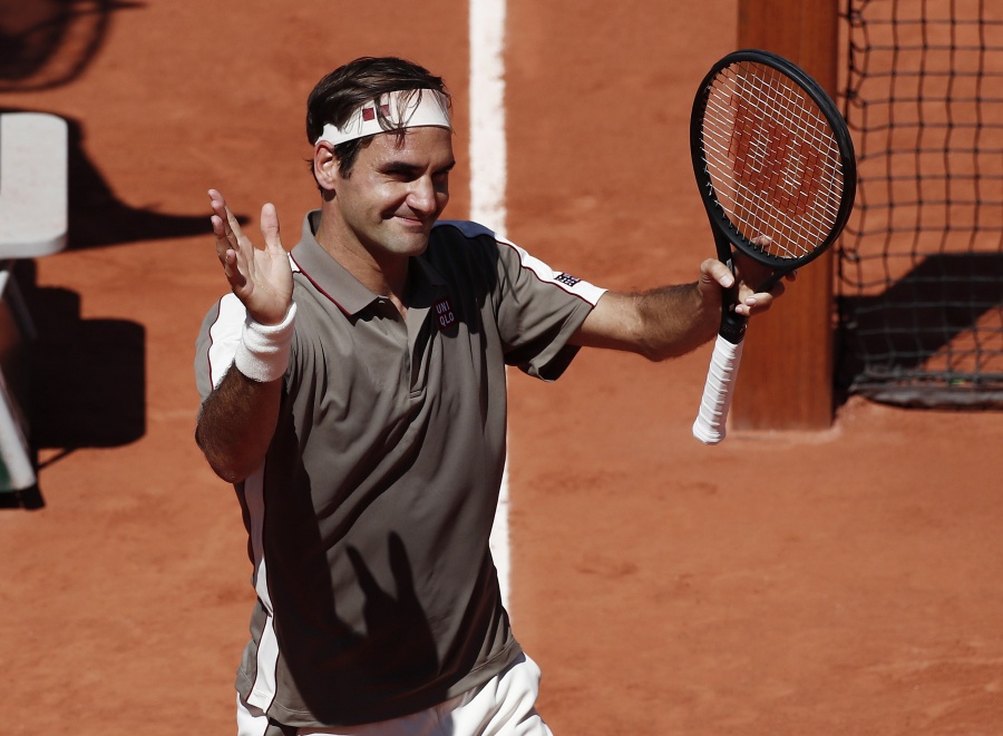 Sin problemas, Federer avanza a cuartos de final de Roland Garros