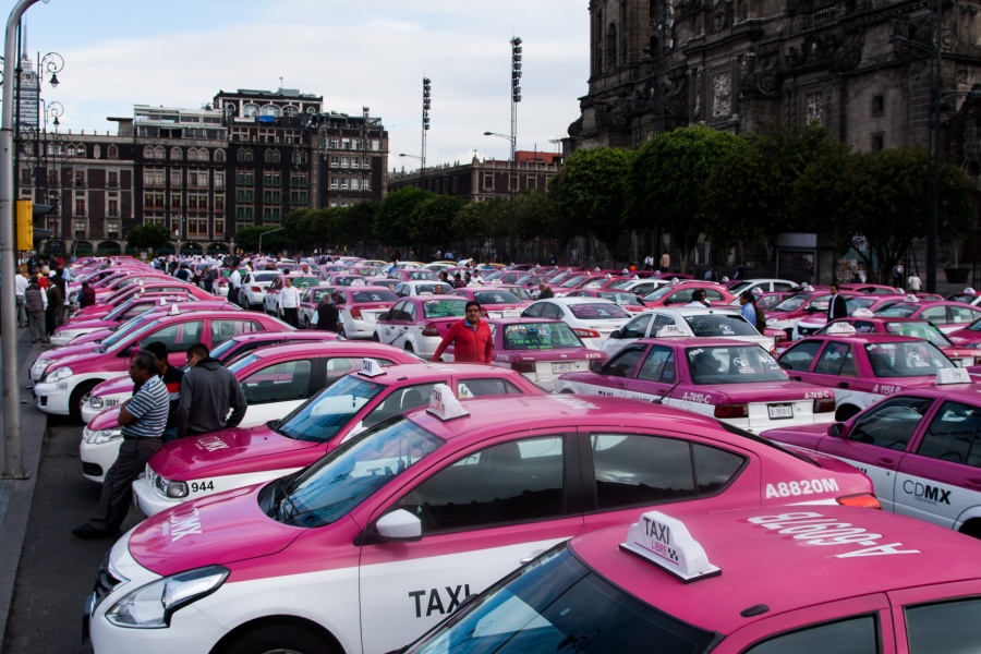 Gobierno capitalino, abierto al diálogo con taxistas, asegura Rosa Icela Rodríguez