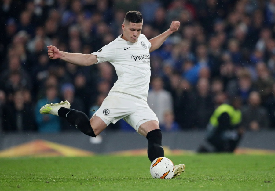 Oficial: Luka Jovic, nuevo refuerzo del Real Madrid