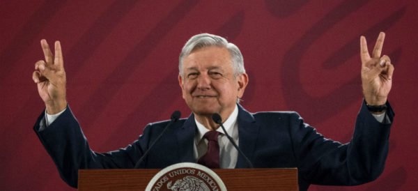 Agradece López Obrador apoyo. Evento en Tijuana será para celebrar