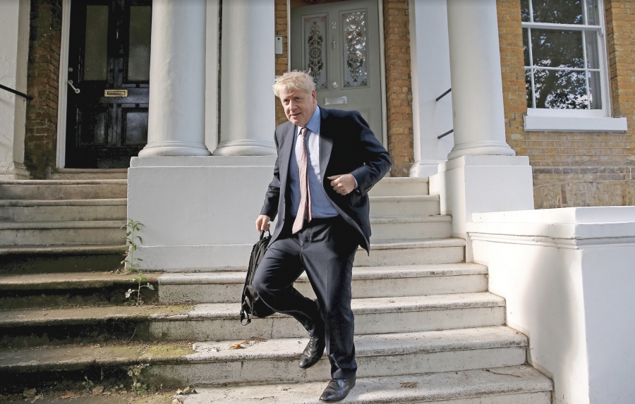 Boris Johnson retoma el Brexit por las malas