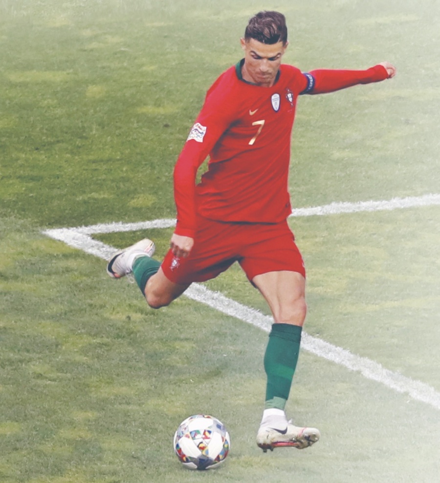 Cristiano impulsa a Portugal al segundo Título de su historia