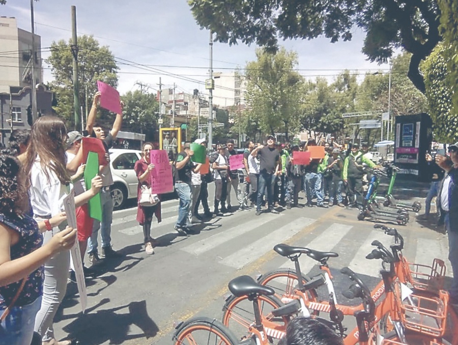 Scooters exigen tener más parque vehicular