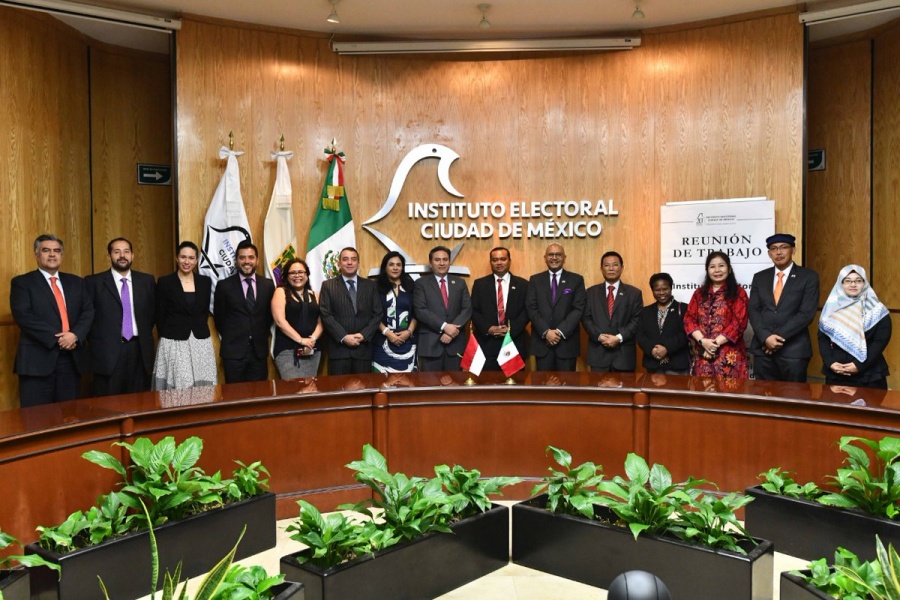 Comparte IECM experiencia en organización electoral con autoridades de Indonesia