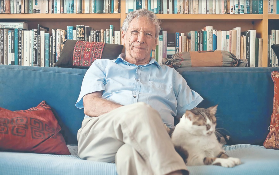 Amos Oz: el pacifista melancólico