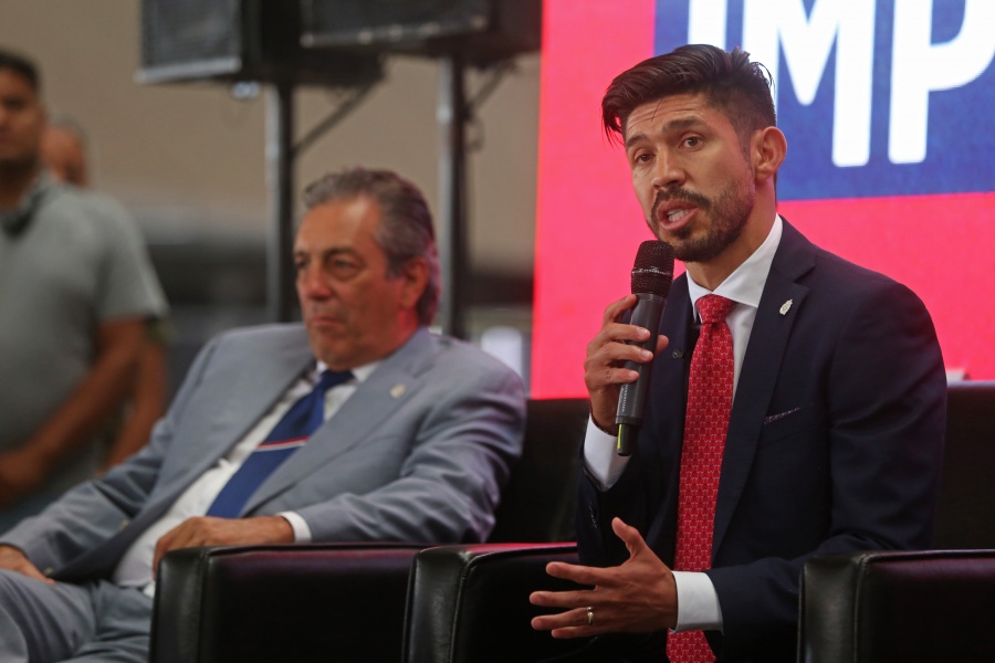 Amenaza de secuestro, razón por la que Peralta fichó por las Chivas