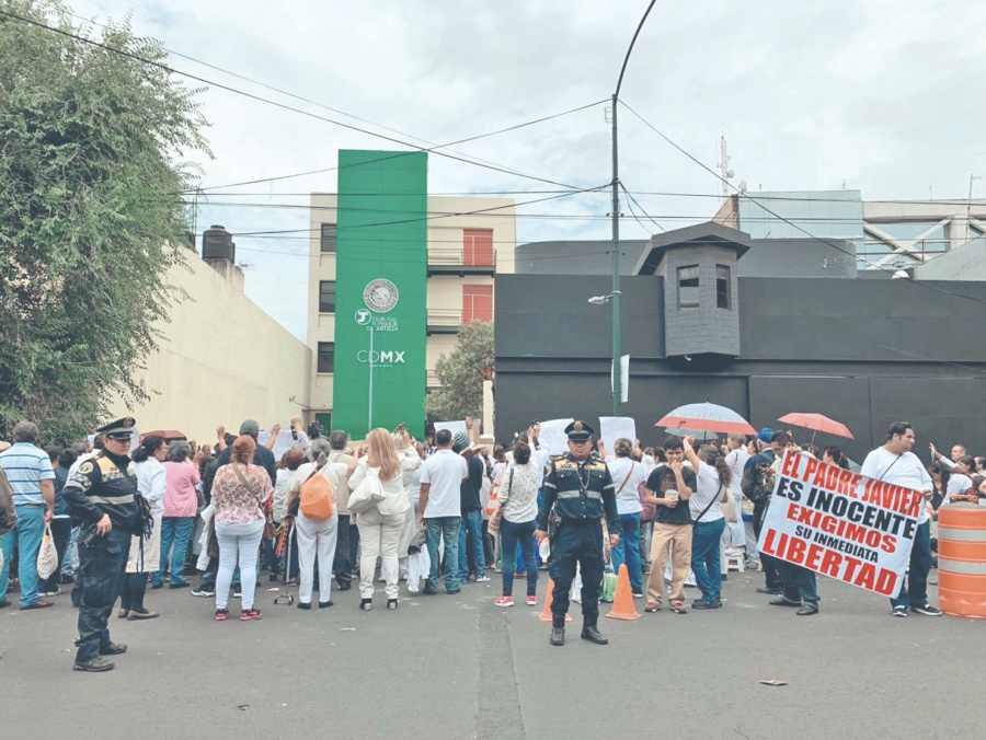 Vinculan a proceso a el Sacerdote por caso Leo