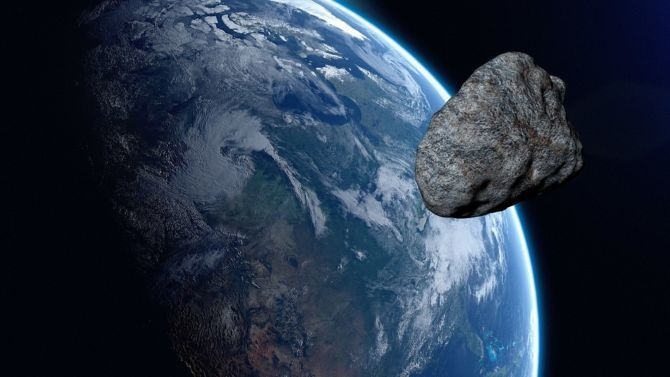 Peligroso asteroide se acerca a la Tierra