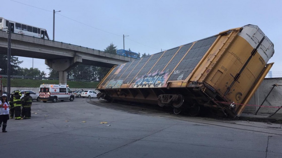 Se descarrila tren en Tollocan, Toluca