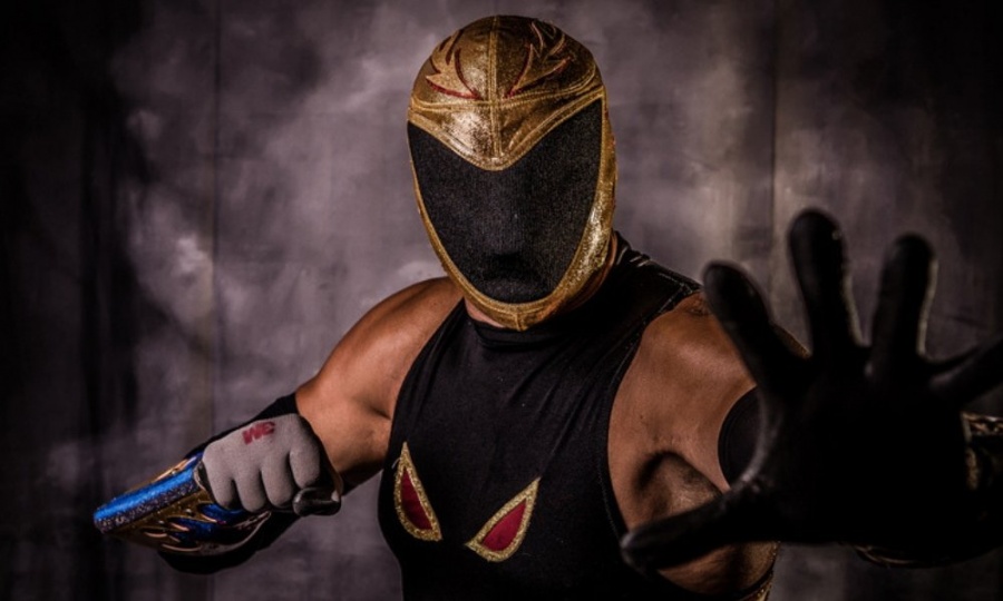 El luchador Tinieblas Jr agradece a Paulo Dybala haber usado su máscara