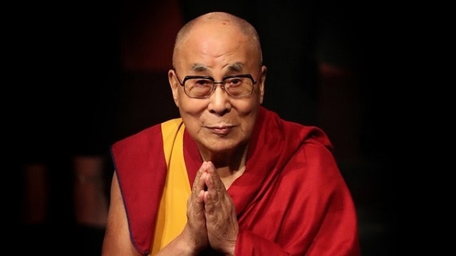 Dalai Lama quiere que una mujer guapa sea su sucesor