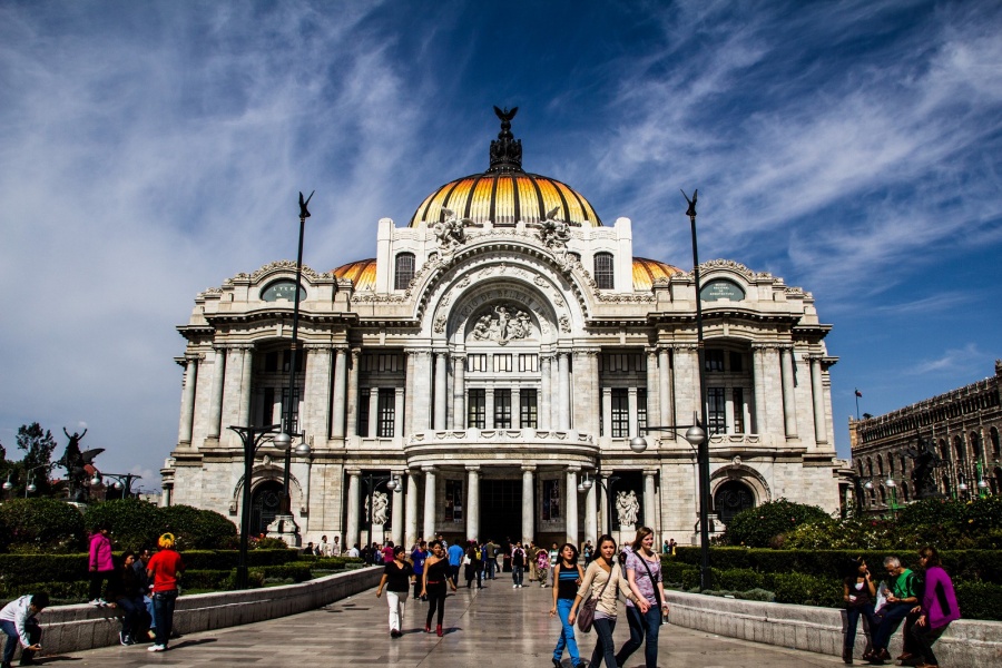 Reservan por cinco años información del festejo de líder de la Luz del Mundo