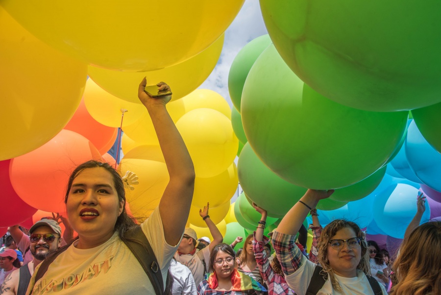 Pide comunidad LGBT+ más acciones y “menos Twitter”