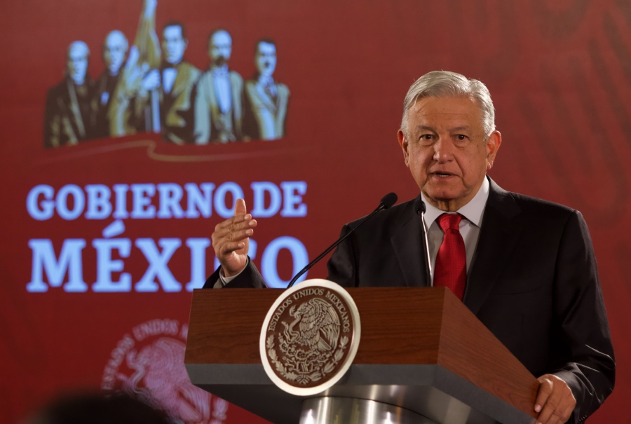 Tengan para que aprendan, dice AMLO a expertos sobre cifras macroeconómicas