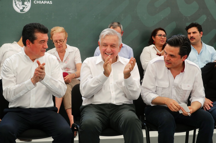 Se abstiene AMLO de comentar sobre dichos del expresidente Calderón sobre la PF