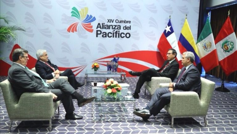 Reunión Ebrard-Lenín Moreno para agilizar entrada de Ecuador a Alianza del Pacíficlo