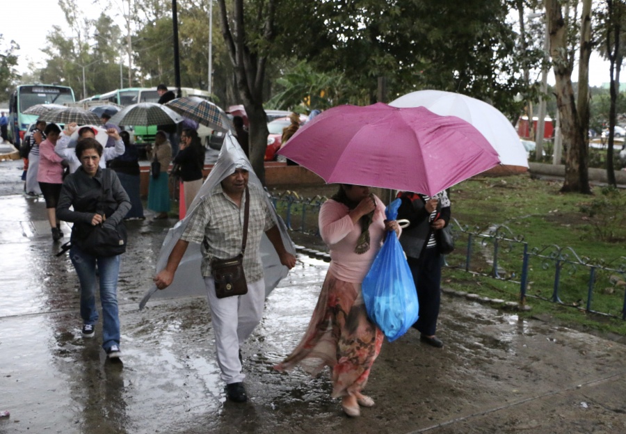 Se prevén lluvias y chubascos por la tarde en la CDMX