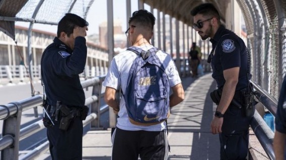 Con reconocimiento facial busca EU a migrantes