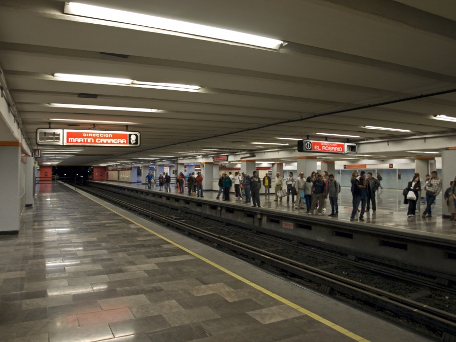 Metro suspende servicio en cuatro estaciones de la Línea 6