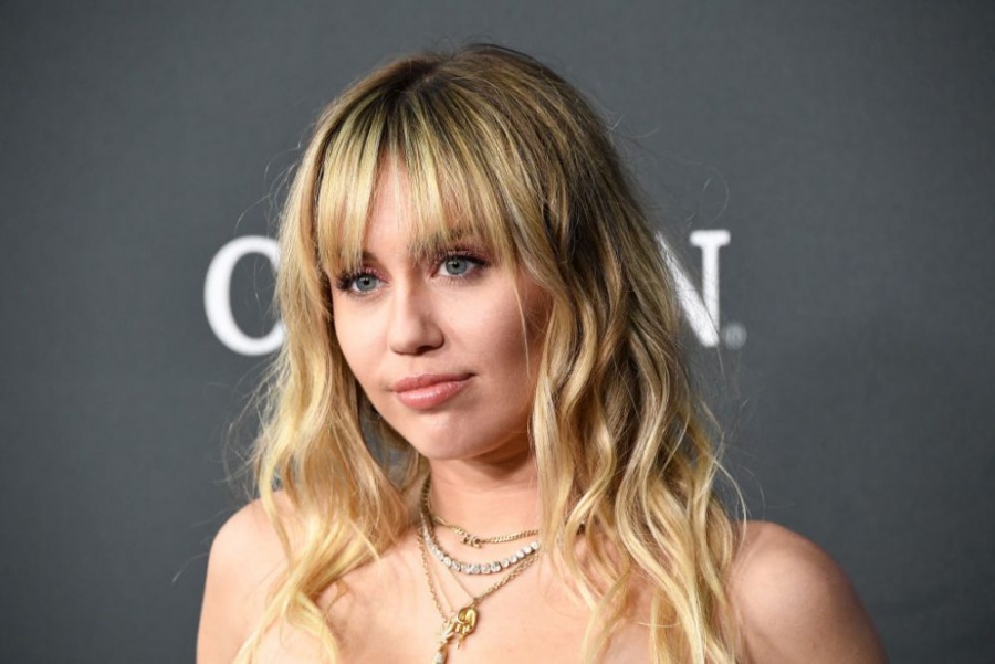 Miley Cyrus no era capaz de seguir siendo Hannah Montana tras perder la virginidad