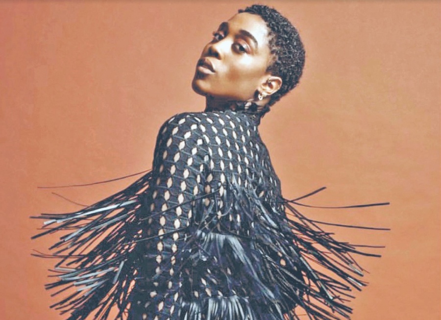 Proponen a Lashana Lynch como nueva agente 007