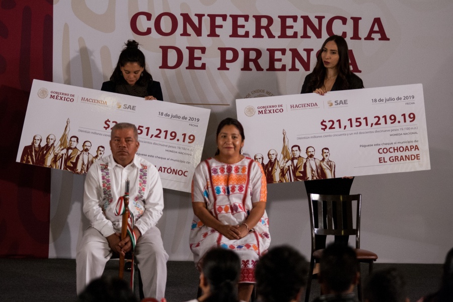 Entregan a municipios de Guerrero recursos de subasta de inmuebles