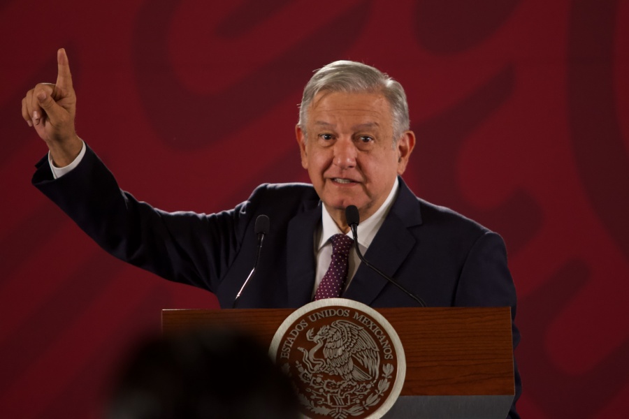 Anuncia AMLO creación de empresa pública para brindar internet