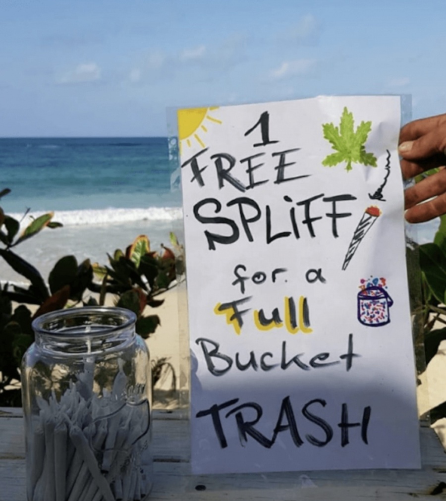 En Jamaica, dan un “porro” de marihuana a cambio de recoger la basura