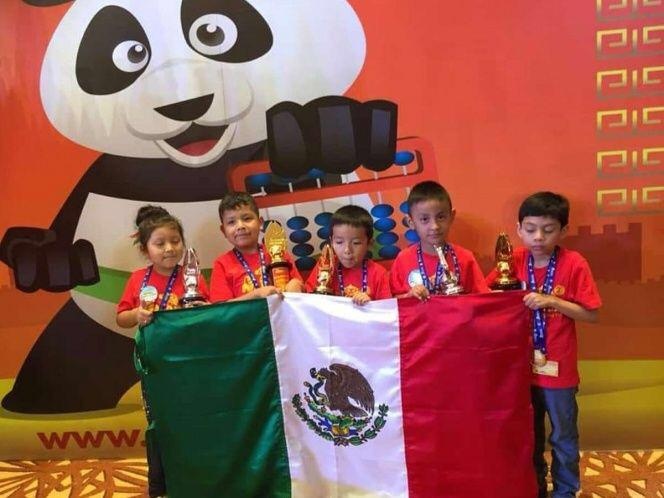 Niños hidalguenses obtienen triunfo en concurso de aritmética en China