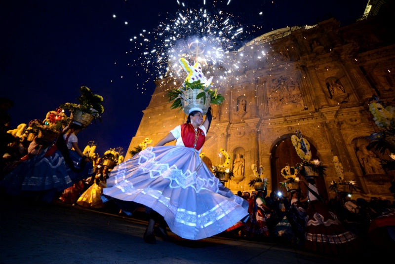 Oaxaca se celebra en julio con la Guelaguetza, tradición ancestral