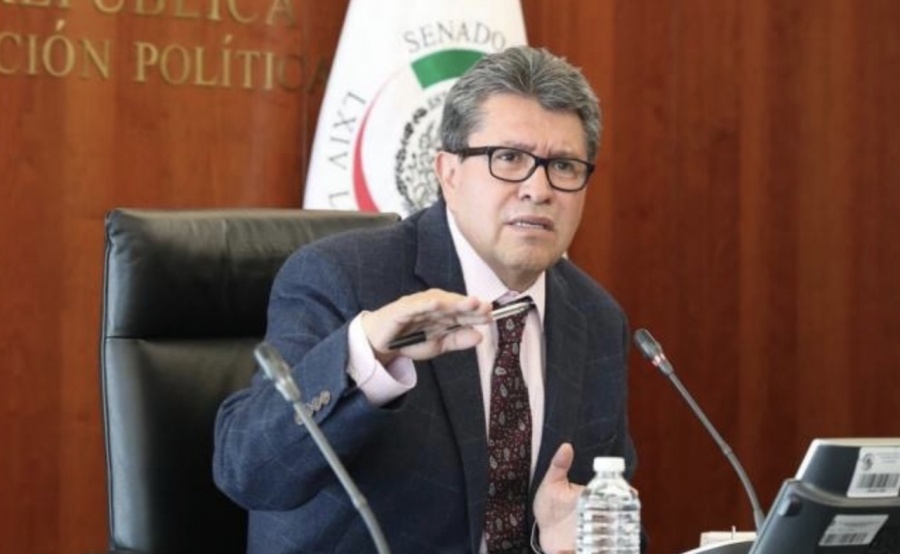 Busca Monreal proteger a los más pobres de usureros