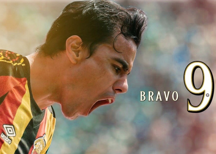 Omar Bravo sale del retiro y refuerza a los Leones Negros