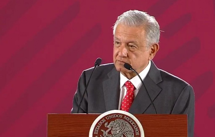 Denuncia AMLO despilfarro en renta de edificios y autos en el Coneval