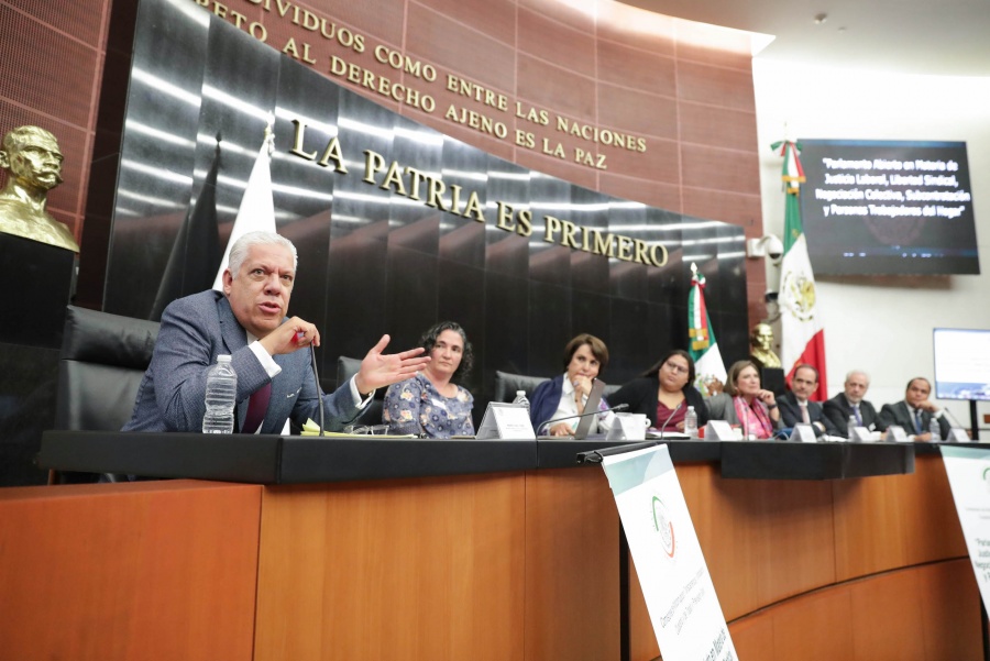 Demandan legisladores y expertos regular esquemas de subcontratación