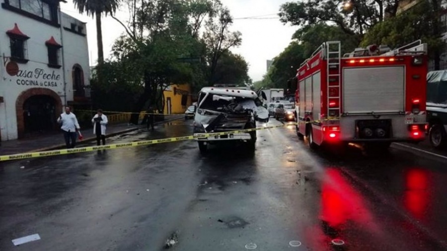 Choque en avenida Baja California deja un muerto